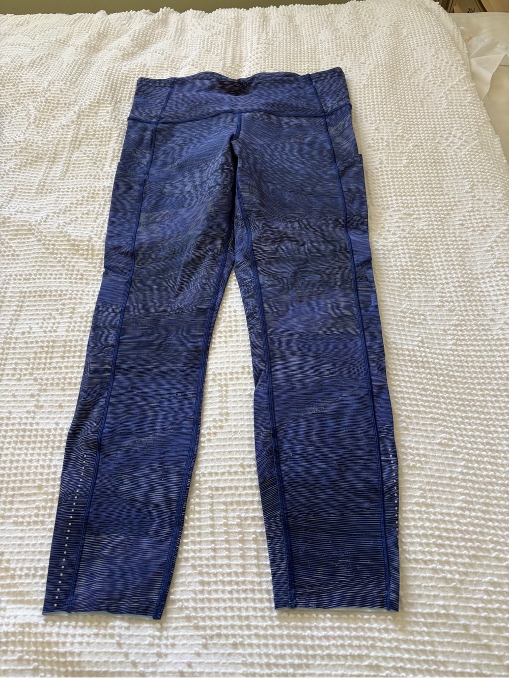 Lululemon Fast & Free 7/8 Tight II Nulux 24” Blue Black Size 10